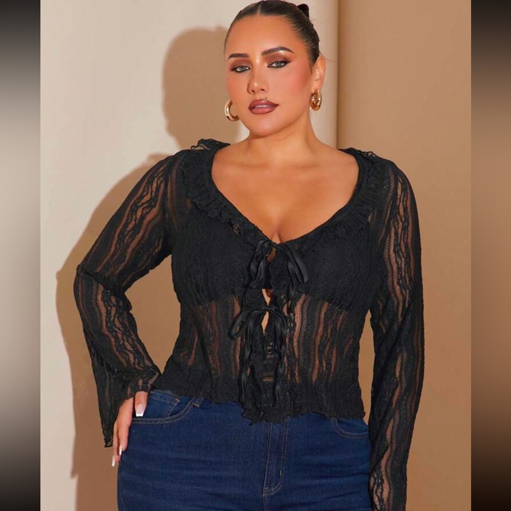 Women’s blouse black color lace size 1XL